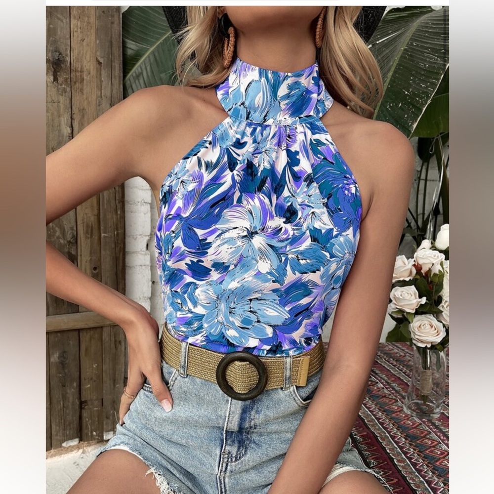 Floral Blue and White Womens top